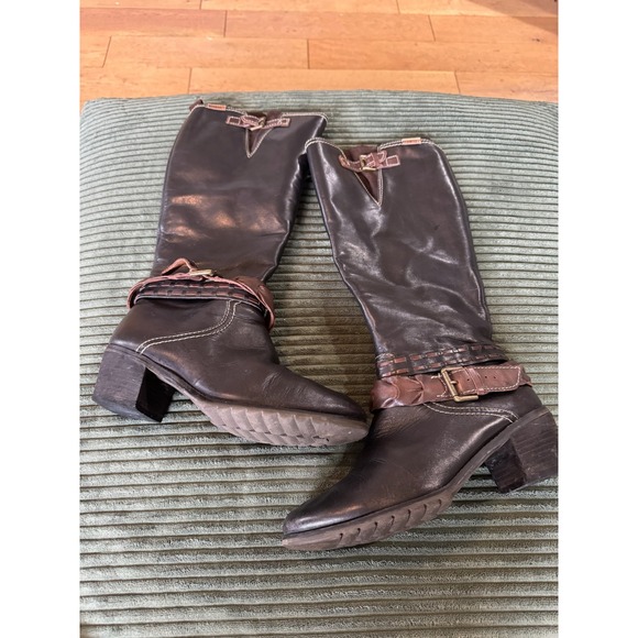 Brown Leather Tall Boots with Buckle Strap Detail Size 38 Women's - Picture 1 of 8